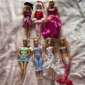 Assorted Barbies